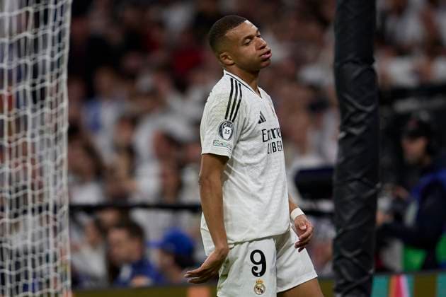 November 5, 2024, Madrid, Madrid, Spain: Kylian Mbappe of Real Madrid CF lamenting during the UEFA Champions League football match between Real Madrid CF and AC Milan at Santiago Bernabeu Stadium in Madrid, Spain, November 5, 2024 Madrid Spain - ZUMAa206 20241105_zsp_a206_015 Copyright: xRubenxAlbarranx