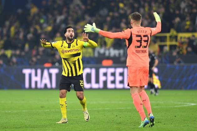 Emre Can (Borussia Dortmund) und Torwart Alexander Meyer (Borussia Dortmund) jubeln, Jubel beim Schlusspfiff waehrend des Spiels der UEFA Champions League 2024 25 Ligen-Phase 4. Spieltag zwischen Borussia Dortmund und SK Sturm Graz, SIGNAL IDUNA PARK am 05. November 2024 in Dortmund, Deutschland. (Foto von Ralf Treese DeFodi Images) +++ Emre Can (Borussia Dortmund) und Torwart Alexander Meyer (Borussia Dortmund) jubeln, Jubel beim Schlusspfiff during the UEFA Champions League 2024 25 League Phase MD4 match between Borussia Dortmund and SK Sturm Graz at Signal Iduna Park on November 5, 2024 in Dortmund, Germany. not used in POL SRB CRO FRA GBR NED ITA USA Defodi-521_BVBGRA20241105_039