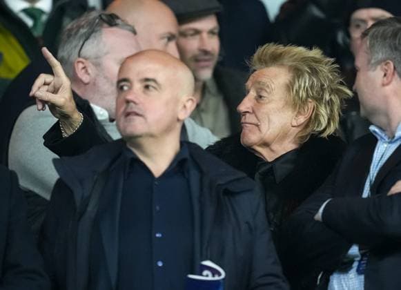 Sir Rod Stewart in the Directors Box. Celtic v RB Leipzig, UEFA Champions League, Group Stage, Football, Celtic Park, Glasgow, Scotland, UK - 05 Nov 2024 EDITORIAL USE ONLY No use with unauthorised audio, video, data, fixture lists, club league logos or live services. Online in-match use limited to 120 images, no video emulation. No use in betting, games or single club league player publications. Copyright: xStuartxWallace Shutterstockx 14863772bl