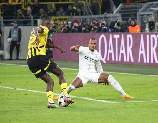 05.11.2024, xgrfx, Fussball UEFA Champions League, Borussia Dortmund - Sturm Graz emspor, v.l. Sherou Guirassy (Borussia Dortmund), Emanuel Aiwu (Sturm Graz) (DFL DFB REGULATIONS PROHIBIT ANY USE OF PHOTOGRAPHS as IMAGE SEQUENCES and or QUASI-VIDEO) Dortmund