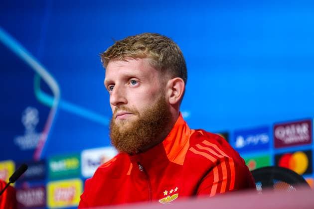 Jan-Niklas Beste (Benfica Lissabon, SL Benfica, 37), Ger, Internationale Pressekonferenz, Benfica Lissabon, SL Benfica, Fussball, UEFA Champions League, 4. Spieltag, Saison 2024 2025, 05.11.2024, Ger, Internationale Pressekonferenz, Benfica Lissabon, SL Benfica, Fussball, UEFA Champions League, 4. Spieltag, Saison 2024 2025, 05.11.2024 Muenchen Copyright: xEibner-Pressefoto JennixMaulx EP_JML