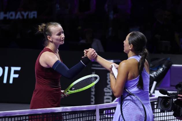 (241106) -- RIYADH, Nov. 6, 2024 -- Barbora Krejcikova (L) of the Czech Republic greets Jessica Pegula of the United States after their round robin match at WTA, Tennis Damen Finals tennis tournament in Riyadh, Saudi Arabia, Nov. 5, 2024. ) (SP)SAUDI ARABIA-RIYADH-TENNIS-WTA FINALS-DAY 4 LuoxChen 