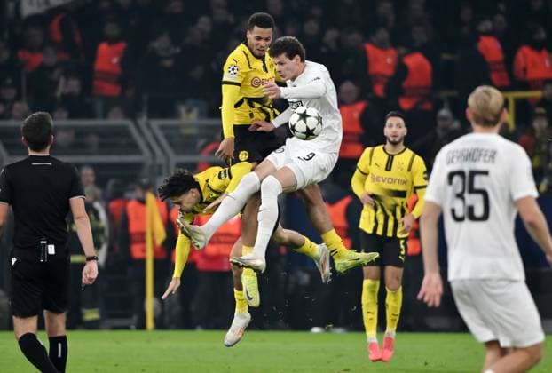 v.li., Ayman Azhil (BVB), Felix Nmecha (Borussia Dortmund), Erencan Yardimci (Sturm Graz), Erencan YardÄ±mcÄ± 05.11.2024, Fussball UEFA Champions League 2024 25, 4. Spieltag Borussia Dortmund - SK Sturm Graz 1:0 Dortmund Signal Iduna Park Nordrhein Westfalen Deutschland