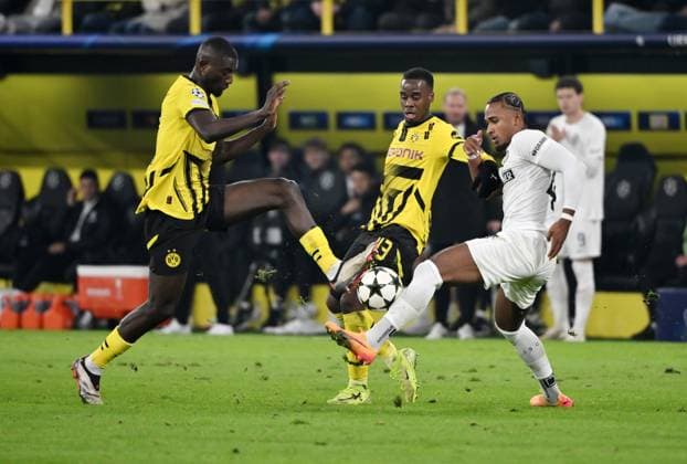 v.li., Serhou Guirassy (Borussia Dortmund), Jamie Gittens (Borussia Dortmund), Emanuel Aiwu (Sturm Graz) 05.11.2024, Fussball UEFA Champions League 2024 25, 4. Spieltag Borussia Dortmund - SK Sturm Graz 1:0 Dortmund Signal Iduna Park Nordrhein Westfalen Deutschland