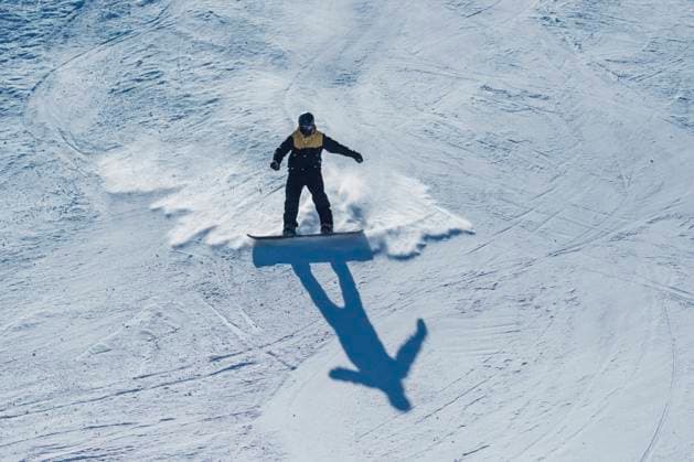 Snowboarder, 15 Jahre, Tegelberg, bei Füssen, Allgäuer Alpen, Allgäu, Bayern, Deutschland, Europa Snowboarder, 15 Jahre, Tegelberg, bei Füssen, Allgäuer Alpen, Allgäu, Bayern, Deutschland, Europa (License=RF) 8102586 ,model released, Symbolfoto Copyright: xZoonar.com WalterxG.xAllgöwerx 8102586 ,model released, Symbolfoto ,property released