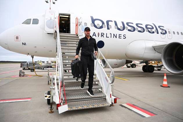 KF RFS v RSC Anderlecht - UEFA Europa League Media Activities 06 11 2024 RIGA DAUGAVA, LATVIA - NOVEMBER 06 : Renard Olivier CEO Sports of RSC Anderlecht pictured during arrival at the Riga airport prior to the UEFA Europa League phase matchday 4 between KF RFS and RSC Anderlecht on November 6, 2024 in Riga Daugava, Latvia, 06 11 2024 Riga Daugava Latvia  Copyright: xVincentxKalutx