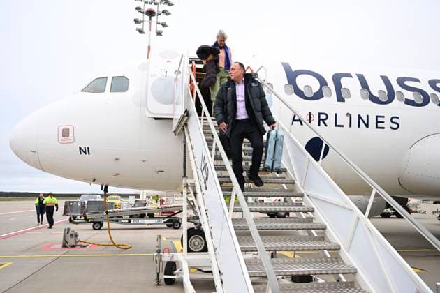 KF RFS v RSC Anderlecht - UEFA Europa League Media Activities 06 11 2024 RIGA DAUGAVA, LATVIA - NOVEMBER 06 : Vandenhaute Wouter President of RSC Anderlecht pictured during arrival at the Riga airport prior to the UEFA Europa League phase matchday 4 between KF RFS and RSC Anderlecht on November 6, 2024 in Riga Daugava, Latvia, 06 11 2024 Riga Daugava Latvia  Copyright: xVincentxKalutx