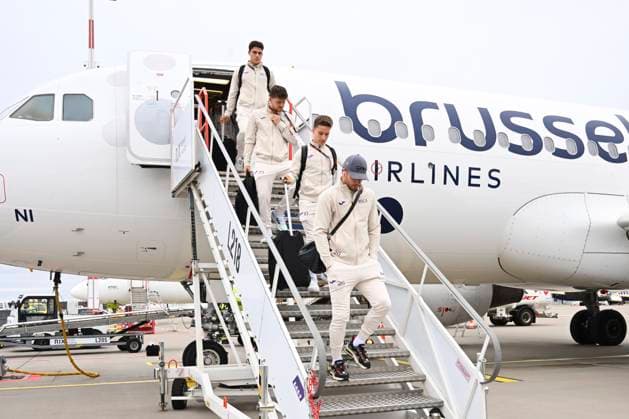 KF RFS v RSC Anderlecht - UEFA Europa League Media Activities 06 11 2024 RIGA DAUGAVA, LATVIA - NOVEMBER 06 : Coosemans Colin goalkeeper of RSC Anderlecht pictured during arrival at the Riga airport prior to the UEFA Europa League phase matchday 4 between KF RFS and RSC Anderlecht on November 6, 2024 in Riga Daugava, Latvia, 06 11 2024 Riga Daugava Latvia  Copyright: xVincentxKalutx