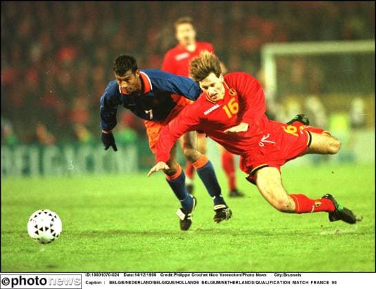 Archivbilder der Woche SPORT KW45 BELGIE NEDERLAND BELGIQUE HOLLANDE BELGIUM NETHERLANDS QUALIFICATION MATCH FRANCE 98 Brussels  Copyright: xPhilippexCrochetxNicoxVereeckenx S59626 20 VAN KERCKHOVEN WINTER