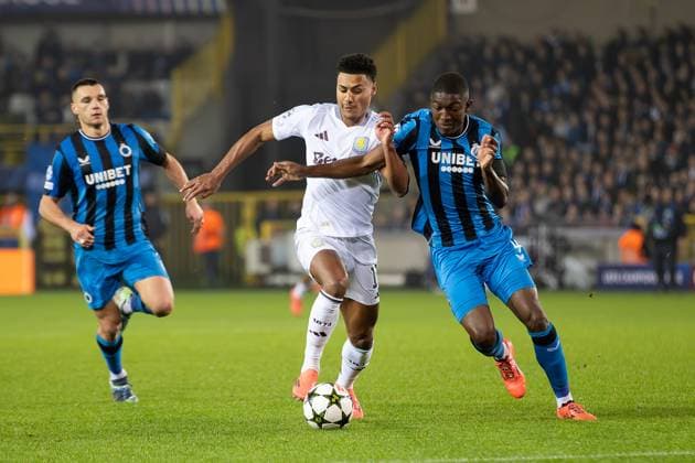 Club Brugge v Aston Villa Champions League 06 11 2024. Club Brugge defender Joel Ordonez (4) battles with Aston Villa forward Ollie Watkins (11) during the Champions League match between Club Brugge and Aston Villa at Jan Breydel Stadion, Brugge, Belguim on 6 November 2024. Editorial use only , Copyright: xIanxStephenx PSI-20762-0029
