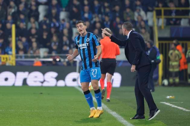 Club Brugge v Aston Villa - UEFA Champions League BRUGGE, BELGIUM - NOVEMBER 06 : Nielsen Casper midfielder of Club Brugge, Hayen Nicky head coach of Club Brugge during the UEFA Champions League phase matchday 4 between Club Brugge and Aston Villa on November 6, 2024 in Brugge, Belgium, 06 11 2024 Brugge Belgium  Copyright: xJanxDexMeuleneirx