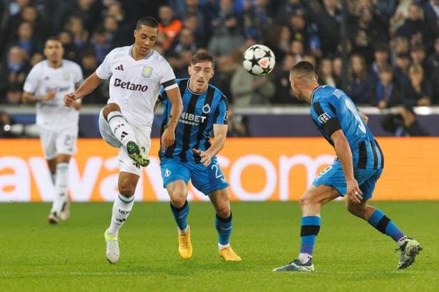Aston Villa s Youri Tielemans, Club s Casper Nielsen and Club s Ferran Jutgla fight for the ball during a soccer game between Belgian Club Brugge KV and English Aston Villa F.C., Wednesday 06 November 2024 in Brugge, on the fourth day of the UEFA Champions League league phase. KURTxDESPLENTER  x104736551x