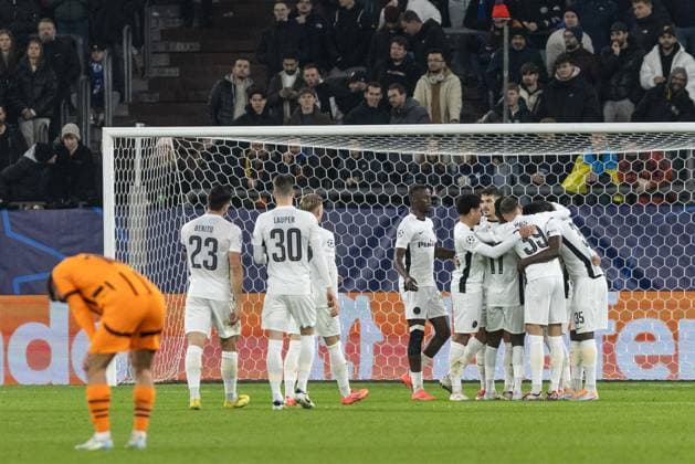 UEFA Champions League: FC Shakhtar Donetsk - BSC Young Boys; 06.11.2024 BSC Young Boys im Jubel, 0:1, Kastriot Imeri (BSC Young Boys, 10) UEFA Champions League: FC Shakhtar Donetsk - BSC Young Boys; Arena AufSchalke, Gelsenkirchen; 06.11.2024 Copyright: xBEAUTIFULxSPORTS Buriakovx