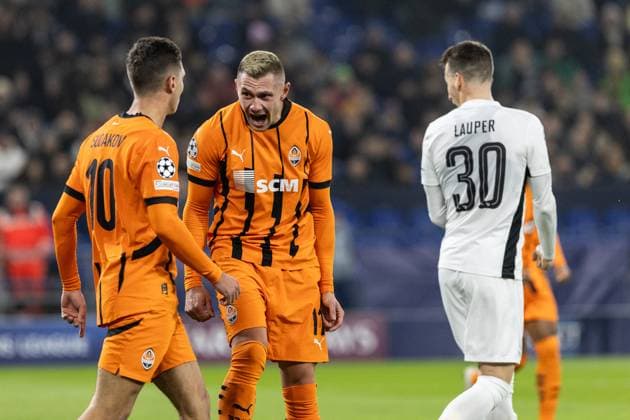 UEFA Champions League: FC Shakhtar Donetsk - BSC Young Boys; 06.11.2024 FC Shakhtar Donetsk im Jubel, 1:1; durch Olaksandr Zubkov (FC Shakhtar Donetsk, 11), Georgy Sudakov (FC Shakhtar Donetsk, 10) UEFA Champions League: FC Shakhtar Donetsk - BSC Young Boys; Arena AufSchalke, Gelsenkirchen; 06.11.2024 Copyright: xBEAUTIFULxSPORTS Buriakovx
