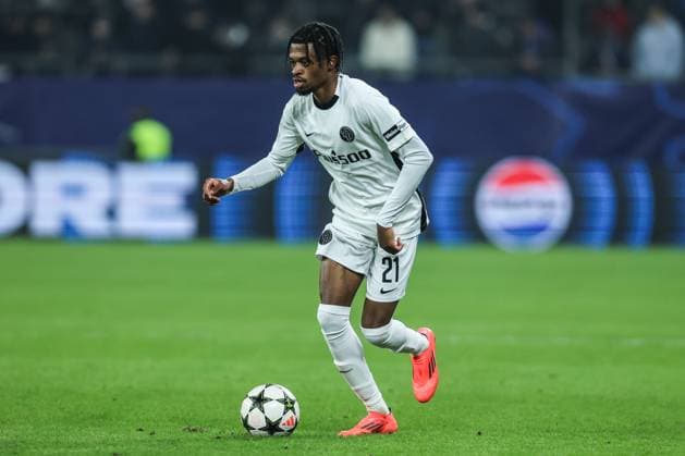 Fussball, UEFA Champions League Saison 2024 2025 Ligaphase 4.Spieltag FC Shakhtar Donetsk - BSC Young Boys 06.11.2024, Arena AufSchalke Alan Virginius (BSC Young Boys, 21) Gelsenkirchen Arena AufSchalke VELTINS-Arena Nordrhein-Westfahlen Deutschland