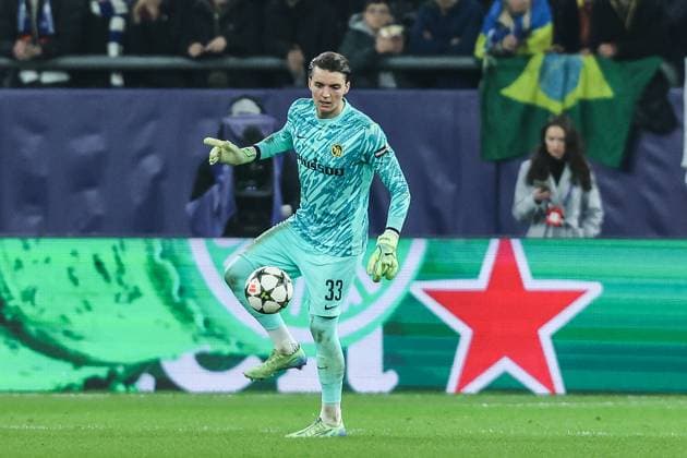 Fussball, UEFA Champions League Saison 2024 2025 Ligaphase 4.Spieltag FC Shakhtar Donetsk - BSC Young Boys 06.11.2024, Arena AufSchalke Marvin Keller (BSC Young Boys, 33) Gelsenkirchen Arena AufSchalke VELTINS-Arena Nordrhein-Westfahlen Deutschland