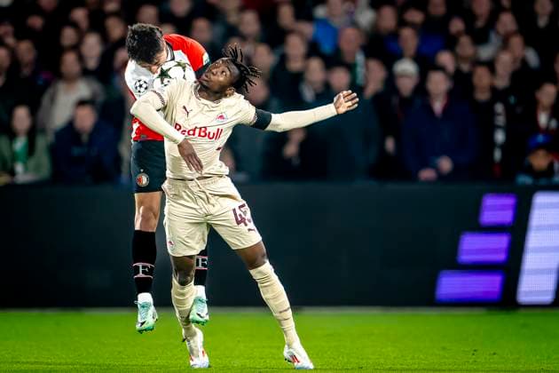 Red Bull Salzburg forwarder Dorgeles Nene, Feyenoord Rotterdam defender Hugo Bueno, during the match Feyenoord - Salzburg at the Feyenoord stadium De Kuip for the UEFA Champions League - League phase - Matchday 4 season 2024-2025 in ROTTERDAM, Netherlands on 6 november 2024, (photo by Marcel van Dorst EYE4images DeFodi Images) not used in POL SRB CRO FRA GBR NED ITA USA Defodi-746_198366