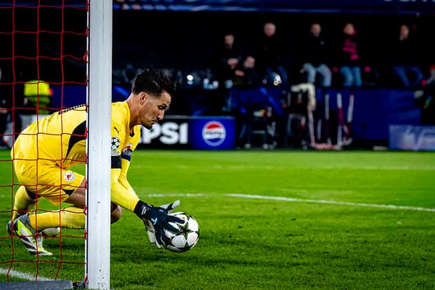 Red Bull Salzburg goalkeeper Janis Blaswich, during the match Feyenoord - Salzburg at the Feyenoord stadium De Kuip for the UEFA Champions League - League phase - Matchday 4 season 2024-2025 in ROTTERDAM, Netherlands on 6 november 2024, (photo by Marcel van Dorst EYE4images DeFodi Images) not used in POL SRB CRO FRA GBR NED ITA USA Defodi-746_198369