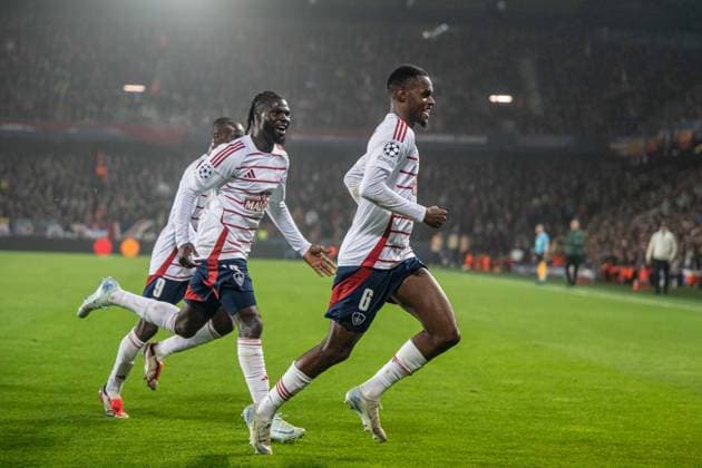 Edimilson Fernandes a goal celebrate with his teammates during UEFA Champions league match, AC Sparta Prague - Stade Brest , 06. november 2024, Epet Arena, Prague, Czech republic Copyright: xMICHALxFAJT,ZOSPORTU.SKx FAJ_4793