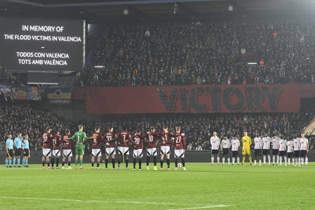 Soccer players of AC Sparta Prague and Stade Brest prior to start of the Football Champions League 4th round match Sparta Prague vs Stade Brestois in Prague, Czech Republic, November 6, 2024. (CTKxPhoto MichalxKamaryt) CTKPhotoP2024110611986  CTKPhotoP2024110611986