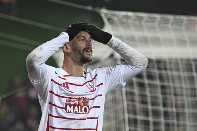 Ludovic Ajorque of Brest in action during the Football Champions League 4th round match Sparta Prague vs Stade Brestois in Prague, Czech Republic, November 6, 2024. (CTKxPhoto MichalxKamaryt) CTKPhotoP2024110612160  CTKPhotoP2024110612160