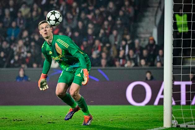 Goalie of Sparta Peter Vindahlt in action during the Football Champions League 4th round match Sparta Prague vs Stade Brestois in Prague, Czech Republic, November 6, 2024. (CTKxPhoto VitxSimanek) CTKPhotoP2024110613289  CTKPhotoP2024110613289