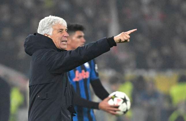 Trainer Coach Gian Piero Gasperini Atalanta BC Bergamo Gestik Geste Raoul Bellanova Atalanta BC Bergamo (16) Champions League VfB Stuttgart vs Atalanta BC Bergamo 05.11.2024 DFL REGULATIONS PROHIBIT ANY USE OF PHOTOGRAPHS AS IMAGE SEQUENCES AND OR QUASI-VIDEO Champions League VfB Stuttgart vs Atalanta BC Bergamo