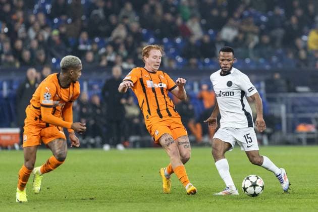 UEFA Champions League: FC Shakhtar Donetsk - BSC Young Boys; 06.11.2024 Meschack Elia (BSC Young Boys, 15), Pedro Henrique (FC Shakhtar Donetsk, 13), Yukhym Konoplia (FC Shakhtar Donetsk, 26) UEFA Champions League: FC Shakhtar Donetsk - BSC Young Boys; Arena AufSchalke, Gelsenkirchen; 06.11.2024 Copyright: xBEAUTIFULxSPORTS Buriakovx