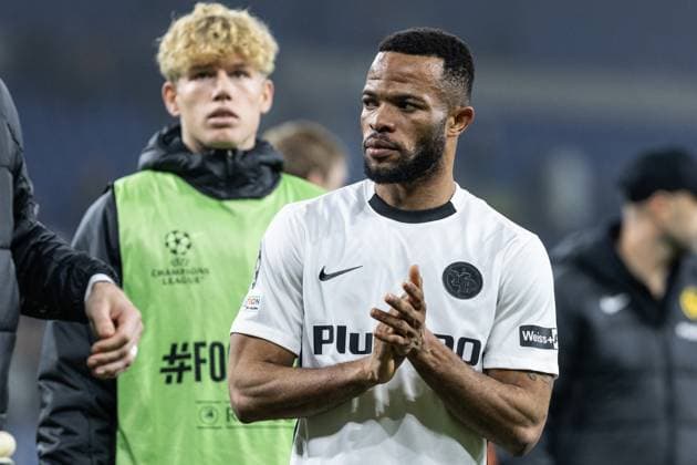 UEFA Champions League: FC Shakhtar Donetsk - BSC Young Boys; 06.11.2024 Meschack Elia (BSC Young Boys, 15) nach dem Spielende. UEFA Champions League: FC Shakhtar Donetsk - BSC Young Boys; Arena AufSchalke, Gelsenkirchen; 06.11.2024 Copyright: xBEAUTIFULxSPORTS Buriakovx