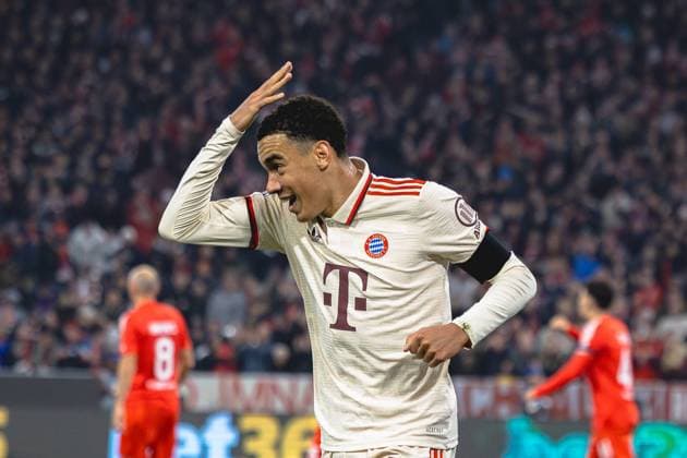 Munich, Germany, Novemberr 06st 2024: Goalscorer Jamal Musiala (42 Munich) during the UEFA Champions League football match between FC Bayern Munich and Benfica Lisbon at Allianz Arena in Munich, Germany. Philipp Kresnik (Philipp Kresnik SPP) Copyright: xPhilippxKresnikx xSPPx spp-en-PhKrSp-_KRE0606-Verbessert-RR