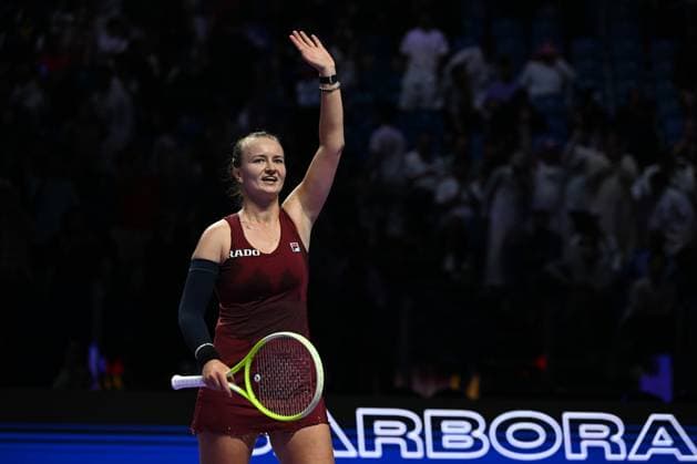 WTA, Tennis Damen Finals 2024 - Day 6 RIYADH, SAUDI ARABIA - NOVEMBER 07: Barbora Krejcikova of Czech Republic celebrates her match against Coco Gauff of USA, on Day 6 of the 2024 WTA Finals, part of the Hologic WTA Tour, held at King Saud University Indoor Arena on November 07, 2024, in Riyadh, Saudi Arabia. Riyadh Saudi Arabia  Copyright: xArturxWidakx originalFilename:widak-wtafinal241107_npF8W.jpg