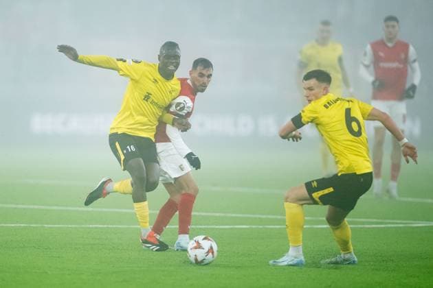 241107 Timothy Noor Ouma of Elfsborg and Ricardo Horta of Braga during the Europa League match between Elfsborg and Braga on November 7, 2024 in Boras. Photo: Jörgen Jarnberger BILDBYRAN COP 112 JJ0415 fotboll football soccer fotball uefa europa league europa league elfsborg braga bbeng Copyright: JÖRGENxJARNBERGER BB241107JJ029