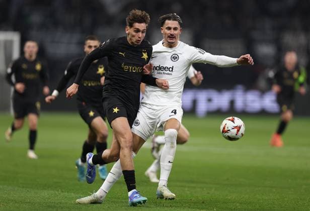 07.11.2024, Fussball UEFA Europa League, Eintracht Frankfurt - SK Slavia Prag, emonline, emspor, v.l., Mojmir Chytil (SK Slavia Praha), Robin Koch (Eintracht Frankfurt) DFL DFB REGULATIONS PROHIBIT ANY USE OF PHOTOGRAPHS AS IMAGE SEQUENCES AND OR QUASI-VIDEO. xdcx Copyright: HMBxMedia Claus