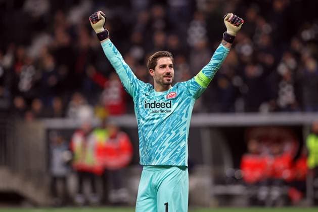 07.11.2024, xovx, Fußball UEFA Europa League, Eintracht Frankfurt - Slavia Prag v.l.Kevin Trapp (Eintracht Frankfurt) bejubelt den 1:0 Sieg gegen Slavia Prag (DFL DFB REGULATIONS PROHIBIT ANY USE OF PHOTOGRAPHS as IMAGE SEQUENCES and or QUASI-VIDEO) emspor Frankfurt am Main