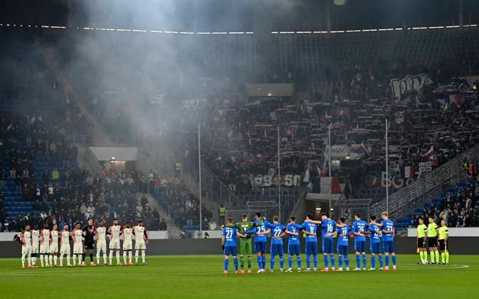 Gedenken Schweigeminute fuer die Opfer von Valencia TSG 1899 Hoffenheim vs Olympique Lyonnais Lyon 07.11.2024 DFL REGULATIONS PROHIBIT ANY USE OF PHOTOGRAPHS AS IMAGE SEQUENCES AND OR QUASI-VIDEO TSG 1899 Hoffenheim vs Olympique Lyonnais Lyon