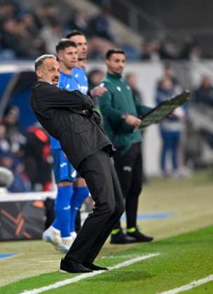 Trainer Coach Pellegrino Matarazzo TSG 1899 Hoffenheim am Spielfeldrand Gestik Geste TSG 1899 Hoffenheim vs Olympique Lyonnais Lyon 07.11.2024 DFL REGULATIONS PROHIBIT ANY USE OF PHOTOGRAPHS AS IMAGE SEQUENCES AND OR QUASI-VIDEO TSG 1899 Hoffenheim vs Olympique Lyonnais Lyon