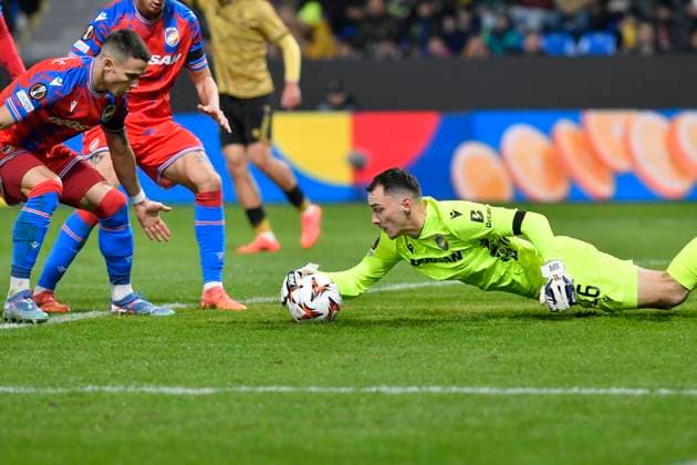 Goalkeeper Martin Jedlicka (Plzen) in action during the Europa League 4th round match Viktoria Plzen vs Real Sociedad San Sebastian in Pilsen, Czech Republic, November 7, 2024. (CTKxPhoto MiroslavxChaloupka) CTKPhotoP2024110710014  CTKPhotoP2024110710014