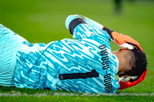 AZ Alkmaar goalkeeper Rome Jayden Owusu-Oduro, during the match AZ - Fenerbahce at the AFAS stadium for the UEFA Europa League - League phase - Matchday 4 season 2024-2025 in ALKMAAR, Netherlands on 7 november 2024, (photo by Marcel van Dorst EYE4images DeFodi Images) not used in POL SRB CRO FRA GBR NED ITA USA Defodi-746_198993