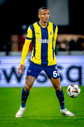 Fenerbahce defender Rodrigo Becao, during the match AZ - Fenerbahce at the AFAS stadium for the UEFA Europa League - League phase - Matchday 4 season 2024-2025 in ALKMAAR, Netherlands on 7 november 2024, (photo by Marcel van Dorst EYE4images DeFodi Images) not used in POL SRB CRO FRA GBR NED ITA USA Defodi-746_198970