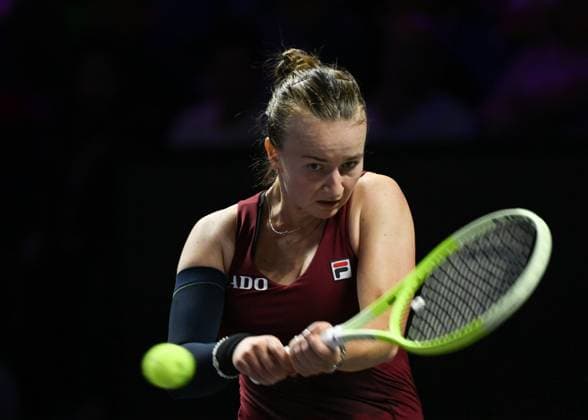 WTA, Tennis Damen Finals 2024 - Day 6 RIYADH, SAUDI ARABIA - NOVEMBER 07: Barbora Krejcikova of Czech Republic during her match against Coco Gauff of USA, on Day 6 of the 2024 WTA Finals, part of the Hologic WTA Tour, held at King Saud University Indoor Arena on November 07, 2024, in Riyadh, Saudi Arabia. Riyadh Saudi Arabia  Copyright: xArturxWidakx originalFilename:widak-wtafinal241107_npNOG.jpg