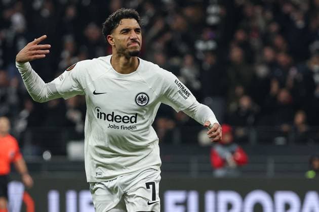 UEFA Europa League - Eintracht Frankfurt - SK Slavia Prag am 07.11.2024 im Deutsche Bank Park in Frankfurt Jubel, Torjubel, Torschuetze, Torschütze Omar Marmoush (Frankfurt 7) jubelt nach seinem Tor zum 1 zu 0