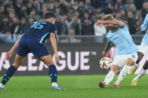 CALCIO - UEFA Europa League - SS Lazio vs FC Porto Nicolo Rovella of SS Lazio competes for the ball with Nico Gonzalez of FC Porto during the Uefa Europa League between SS Lazio vs FC Porto at Olympic Stadium Rome Italy  Copyright: xIPAxSport ABACAx