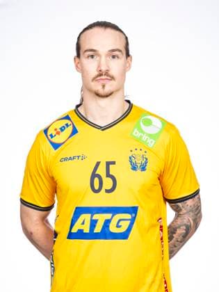 241108 Lukas Nilsson poserar för ett porträtt under en porträttfotografering med Sverige den 8 november 2024 i Linköping. Copyright: CHRISTOFFERxBORGxMATTISSON BB241108CB009