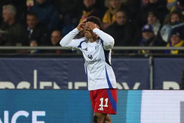 Braunschweig vs. HSV, 2. BL Braunschweig, 08.11.2024, FUßBALL - Eintracht Braunschweig vs. Hamburger SV, 2. BL, Saison 2024 25. Ransford Konigsdorfer (Hamburger SV) Braunschweig