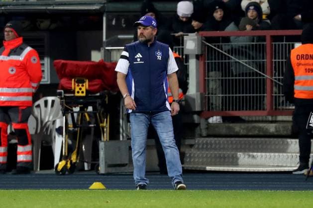 08.11.2024, xgox, Fussball 2.Bundesliga, Eintracht Braunschweig - Hamburger SV emspor, v.l. Trainer Steffen Baumgart (Hamburger SV) (DFL DFB REGULATIONS PROHIBIT ANY USE OF PHOTOGRAPHS as IMAGE SEQUENCES and or QUASI-VIDEO) Braunschweig