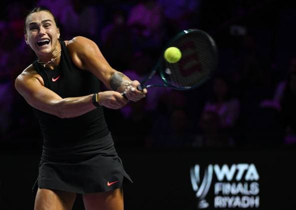 WTA, Tennis Damen Finals 2024 - Day 7 RIYADH, SAUDI ARABIA - NOVEMBER 08: Aryna Sabalenka of Belarus during her semi-final match against Coco Gauff of USA, on Day 7 of the 2024 WTA Finals, part of the Hologic WTA Tour, held at King Saud University Indoor Arena on November 08, 2024, in Riyadh, Saudi Arabia. Riyadh Saudi Arabia  Copyright: xArturxWidakx originalFilename:widak-wtafinal241108_np2Jb.jpg