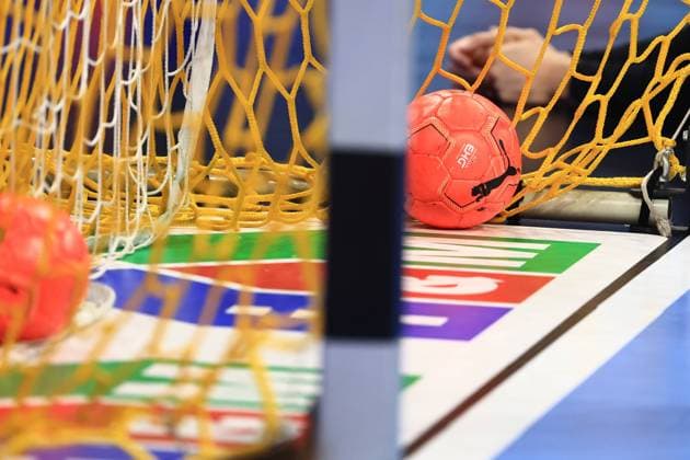Ein Handball vom Puma liegt im Tor Deutschland vs Schweiz, Handball, EM-Qualifikation, 07.11.2024 Deutschland vs Schweiz, Handball, EM-Qualifikation, 07.11.2024 Mannheim Copyright: xEibner-Pressefotox EP_RWS
