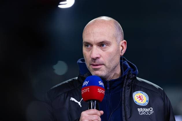 Fußball I Herren I Saison 2024-2025 I 2. Bundesliga I 12. Spieltag I Eintracht Braunschweig - Hamburger SV I 08.11.2024 Daniel Scherning, Trainer (Eintracht Braunschweig) im Interview. Braunschweig Eintracht-Stadion Niedersachsen Deutschland