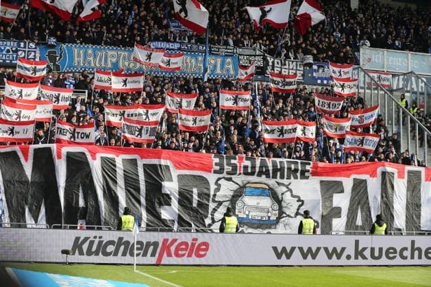 09.11.2024, xtvx, Fussball 2.Bundesliga, SV Darmstadt 98 - Hertha BSC Berlin emspor, v.l. Berliner Fans (DFL DFB REGULATIONS PROHIBIT ANY USE OF PHOTOGRAPHS as IMAGE SEQUENCES and or QUASI-VIDEO) Darmstadt
