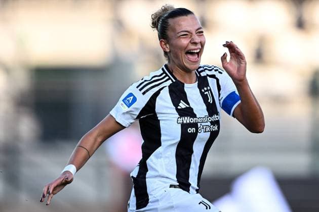 Sport Bilder des Tages Mg Biella 09 11 2024 - campionato di calcio serie A femminile Juventus-Milan foto Matteo Gribaudi Image nella foto: esultanza gol Arianna Caruso 